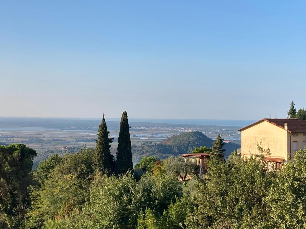 Gasthaus La Casina Delle Rondini Corsanico-Bargecchia Exterior foto