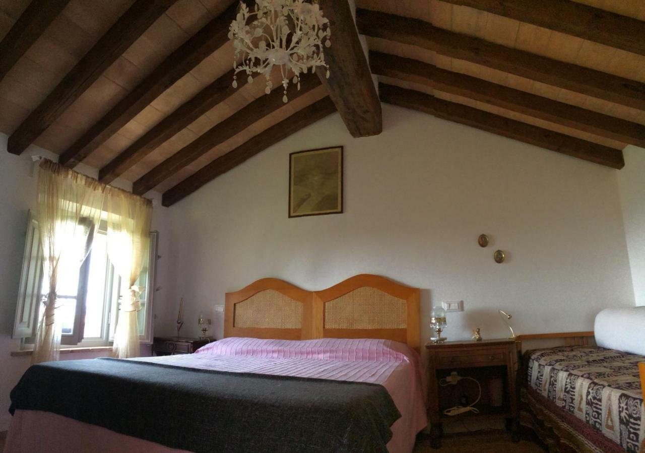 Gasthaus La Casina Delle Rondini Corsanico-Bargecchia Exterior foto