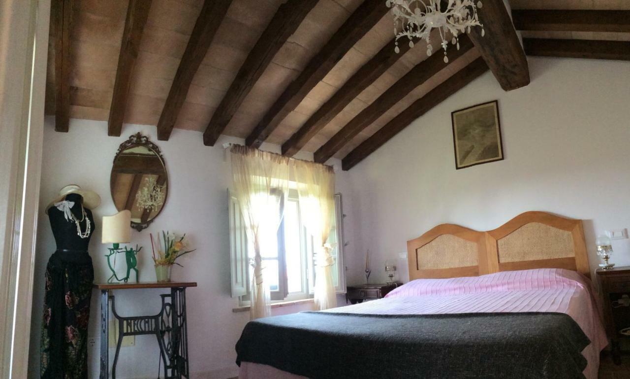 Gasthaus La Casina Delle Rondini Corsanico-Bargecchia Exterior foto
